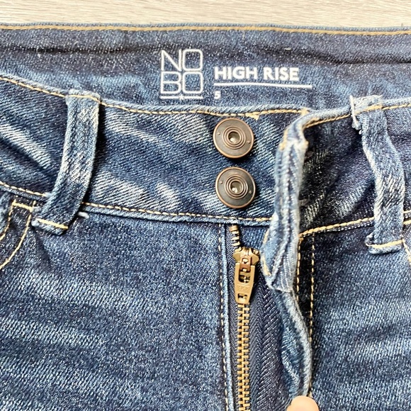 NOBO Distressed, Cropped, High Rise Jeans, Size 5 - Picture 5 of 11